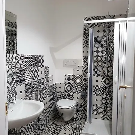 Holiday B&B 1984 Maison d'hôtes